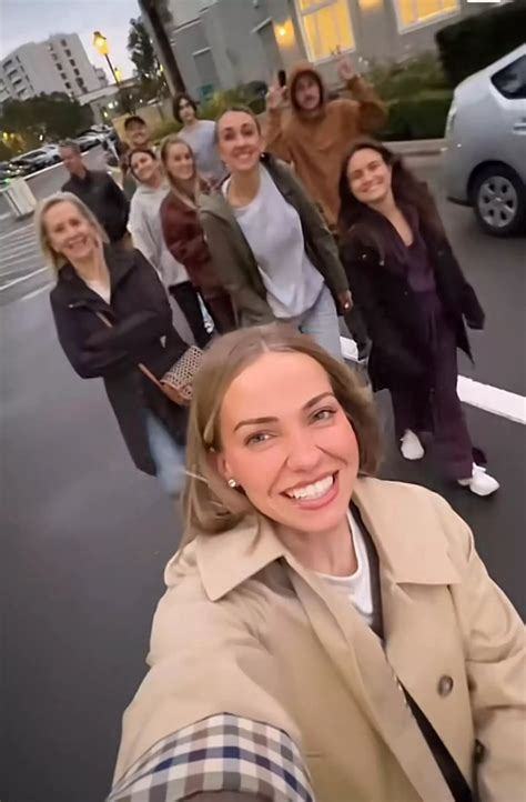 Emilie Kiser responds to sensitive question about husband after three