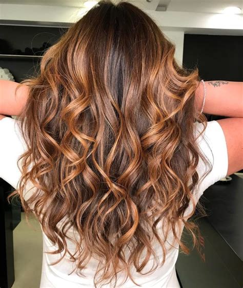 Cabelo Marrom Dourado Com Luzes
