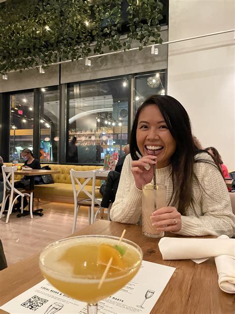 8 date night restaurants downtown Milwaukee - your fav travel besties!