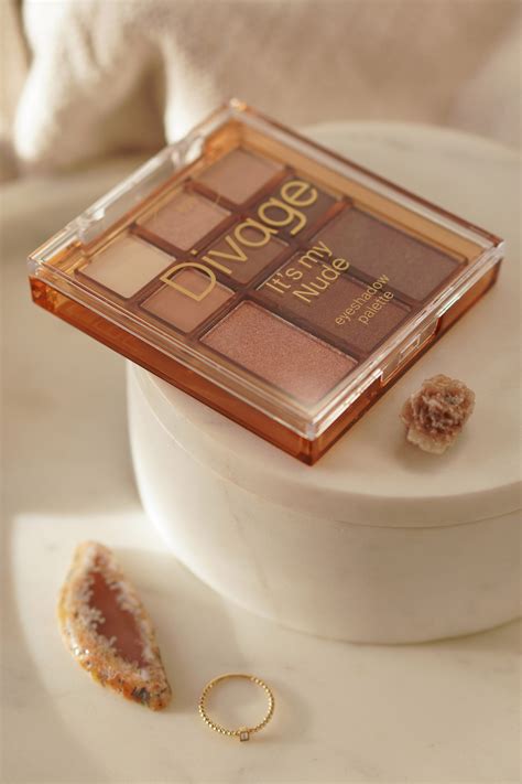 Divage eyeshadow palette It’s My Nude - Beautyill