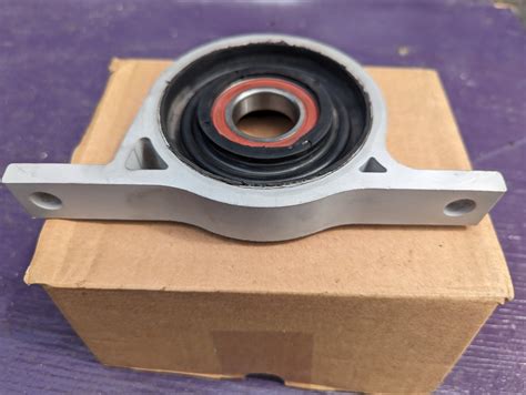 Jaguar XF 2.2d / 3.0d x250 Propshaft Center Bearing – JLR.TECH