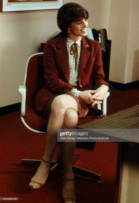 Susan Saint James's feet