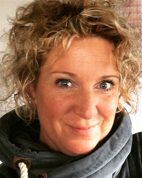 Women Of The World Contributor – Claire Evans - Network She