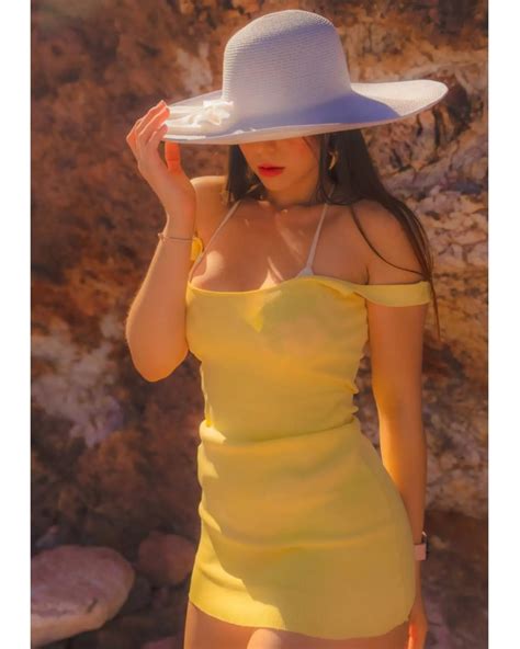 Emilia Vizcarra - Foto #17481 | Profile Rate