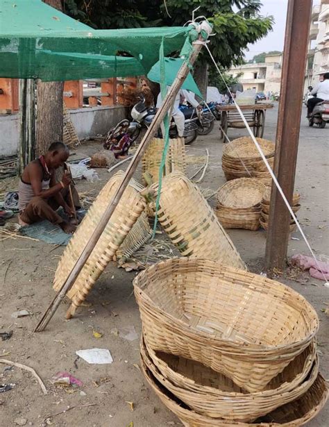 The vanishing art of weaving bamboo baskets