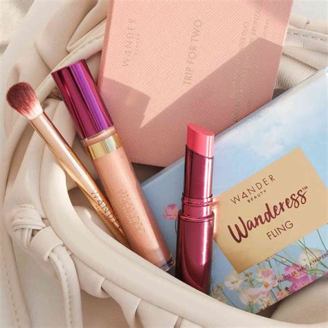 Crafters explain why the hobby lobby snoopy line is popular 13