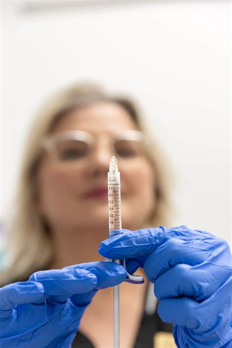 Chin Fat Removal in Thunder Bay | Medical Esthetics Thunder Bay