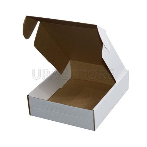 Коробка картонная белая 18*23*6 см | УПАКСТОР