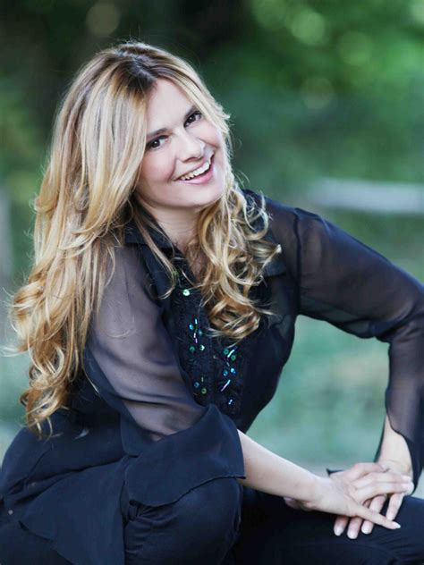 Pictures of Debora Caprioglio