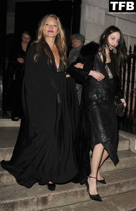 Kate Moss Shows Her Nude Breasts In London (119 New Photos
