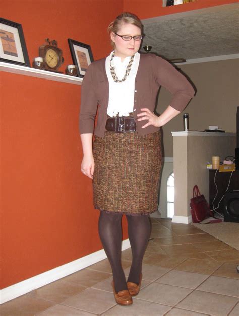 fashion tights skirt dress heels : Retro style-candid retro style skirt