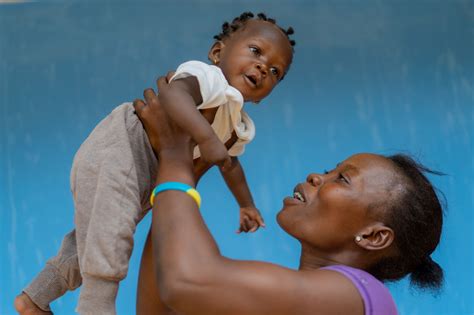 Sierra Leone reaches historic milestone as malaria vaccination launched | WHO | Regional Office