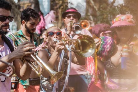 Que Gênero Musical Substituiu As Marchinhas De Carnaval No Brasil