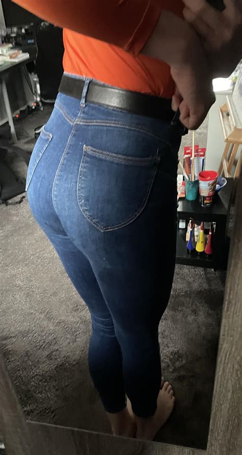 Flat Butt In Jeans