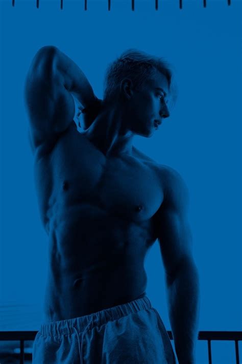 Tyson Dayley Leg Workout | EOUA Blog