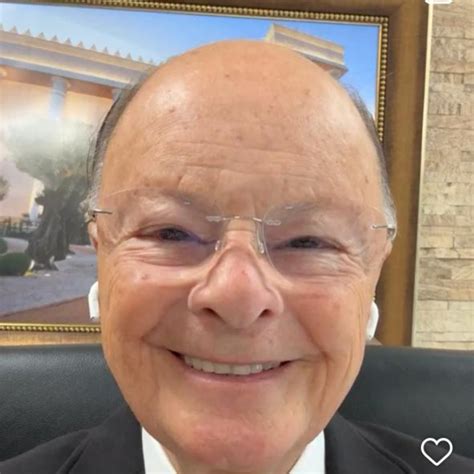 Podcast Bispo Edir Macedo – A Fé que traz o Perdão e, imediatamente, a