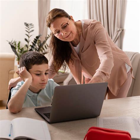Becoming a Higher Level Teaching Assistant Certificate