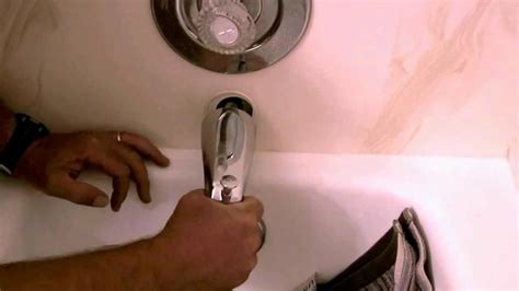 how to change a bathtub diverter