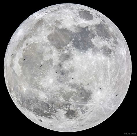 supermoon  space station wordlesstech