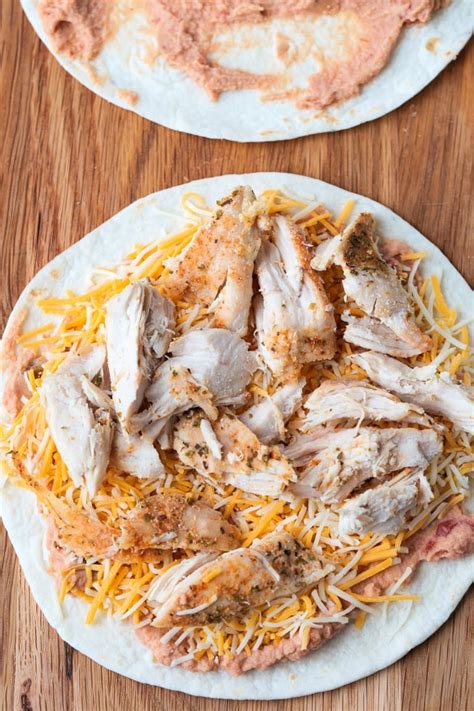 Chicken Quesadillas Recipe | Mantitlement