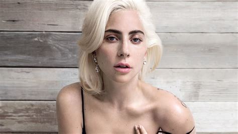 Lady Gaga, destacada mujer - Cafeto Cinema