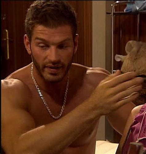 Captures Cinema: Darek Miroslaw - Yo soy Bea (2006-2009)