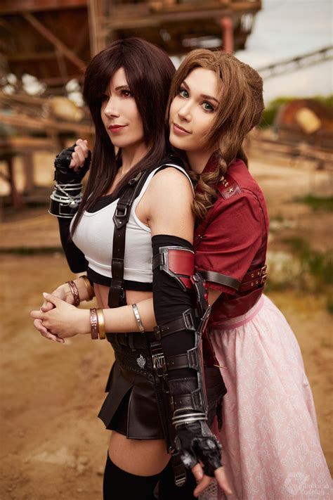 Tifa and Aerith by azproduction on DeviantArt