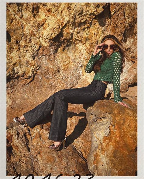 Tina Casciani's feet