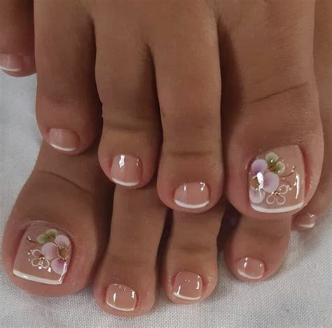 15 Lindas Ideas para llevar unas uñas bonitas de los pies – Moda y Estilo
