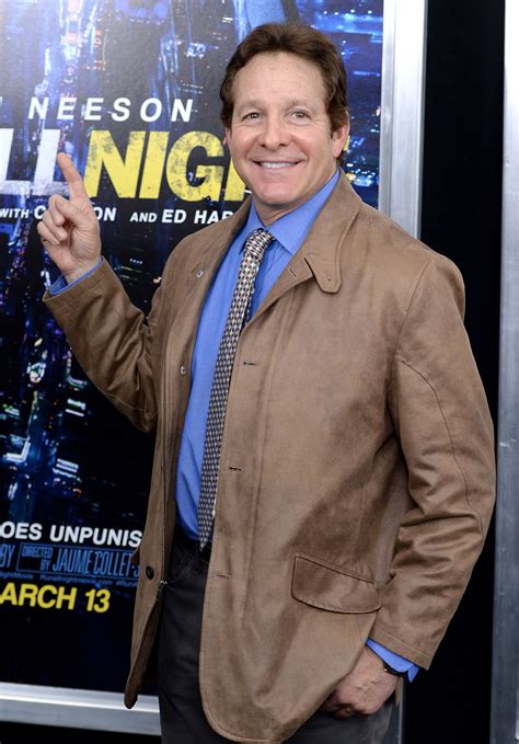 Steve Guttenberg