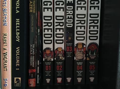 The most annoying spine numbering in my collection : r/comicbooks