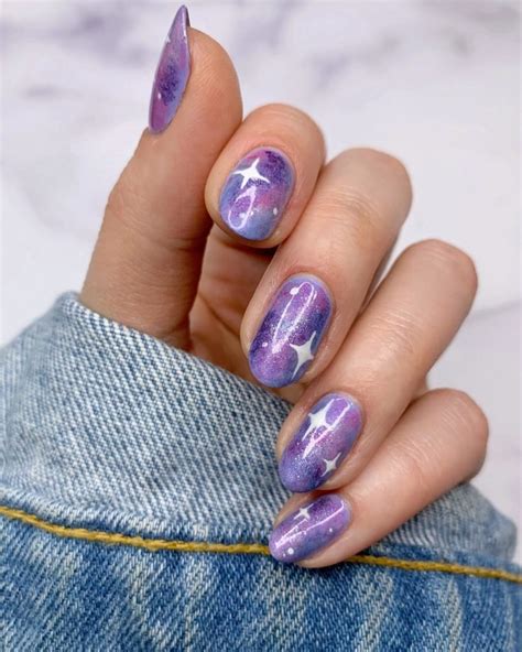 36 Out-of-This-World Galaxy Nails for You to Try