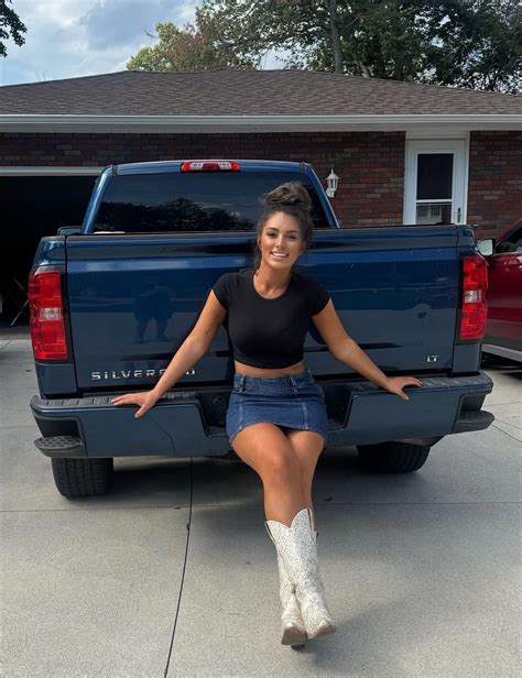 Brittney Knouse Nude