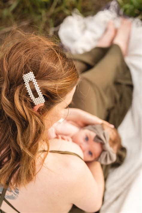 The 48 most beautiful breastfeeding photos ever – Artofit