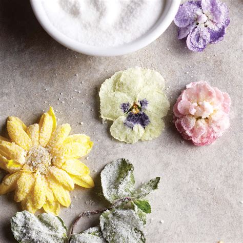 Flower cake toppers recipe - Chatelaine.com