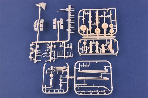 Scalehobbyist.com: AV-8B Harrier II by HobbyBoss Models