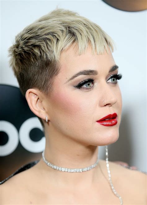 32 of the Best Celebrity Pixie Haircuts of All Time - Brit + Co