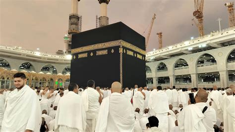 Perbedaan Ibadah Haji dan Umroh, Pilih yang Mana Dulu?