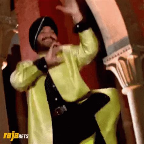 Bollywood GIFs | Tenor