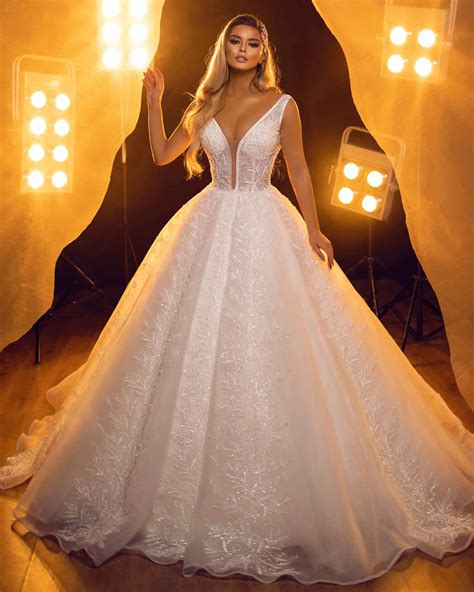 Livia Strap A-Line White Wedding Dress – D&D Clothing