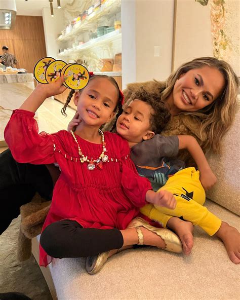 Chrissy Teigen drops daughter Luna’s lost tooth down sink