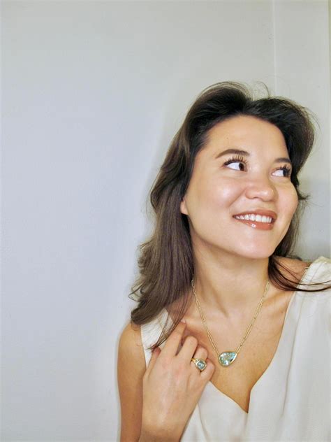 Faye Kim 18 Karat Gold Blue-Green Beryl Necklace For Sale at 1stDibs