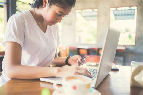 shoppers   uk     retail purchases