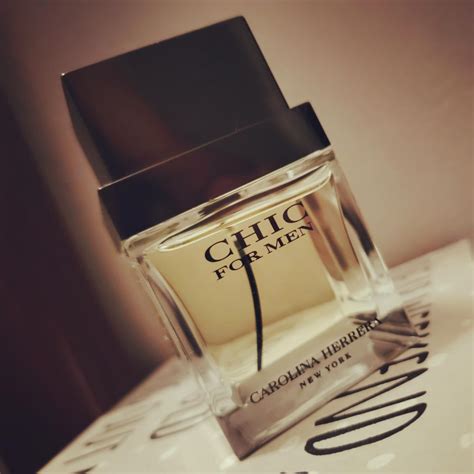 Chic For Men Carolina Herrera Kolonjska voda - parfem za muškarce 2003