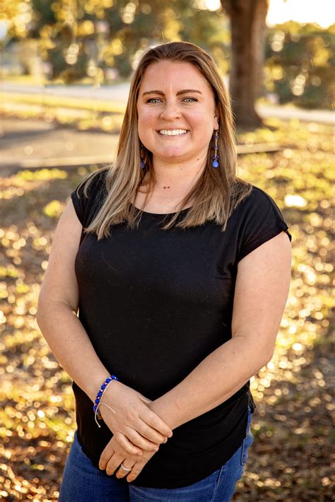 SARA KORNEGAY LOVING CHIROPRACTIC OF STUART ADMIN ASST_STUART PALM CITY