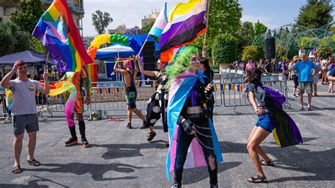 Conflict With the Far Right Shrouds Jerusalem’s Pride Parade - The New
