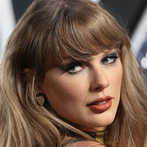 Target's Sleek New Stoneware Dinnerware Set Is a Must-Have - Parade