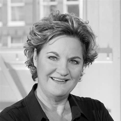 Angélique Schmeinck added a new... - Angélique Schmeinck