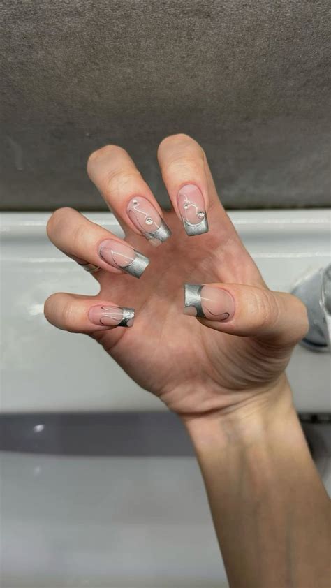 Металлический френч маникюр дизайн металл | Nails