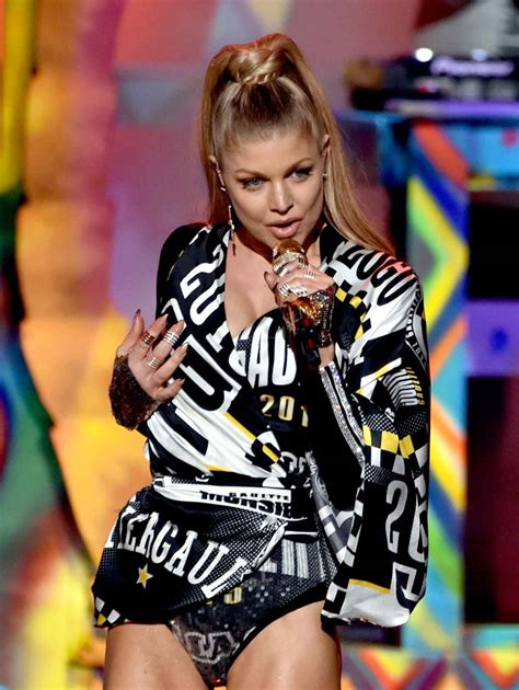 Stacy Fergie Ferguson Performs at 2015 American Music Awards in Los